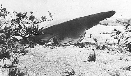 ロズウェルに墜落したUFOの写真
