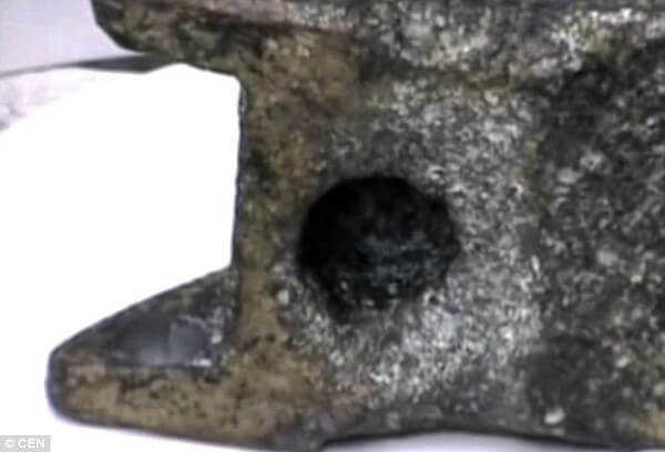 25万年前のアルミニウム製品の画像-3