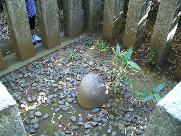 香取神宮の要石