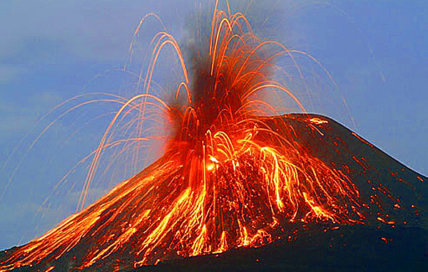火山噴火の写真
