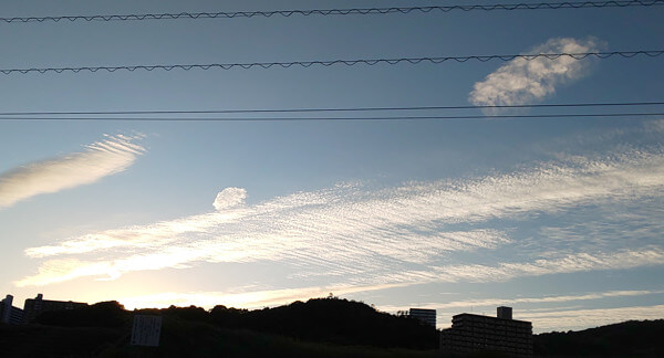 面白い形の雲の写真「龍(その7)」