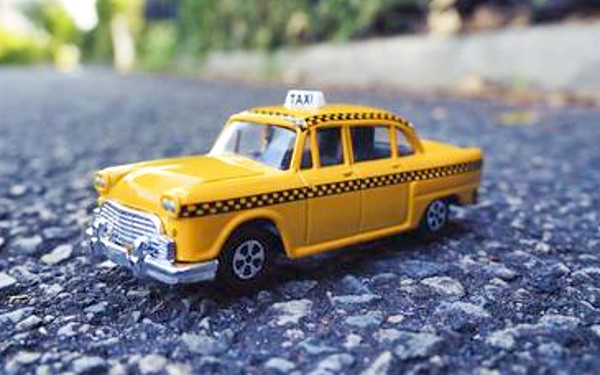 タクシー(ミニチュア)の写真